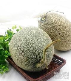 哈密瓜如何半个吃,轻松享受美味新体验