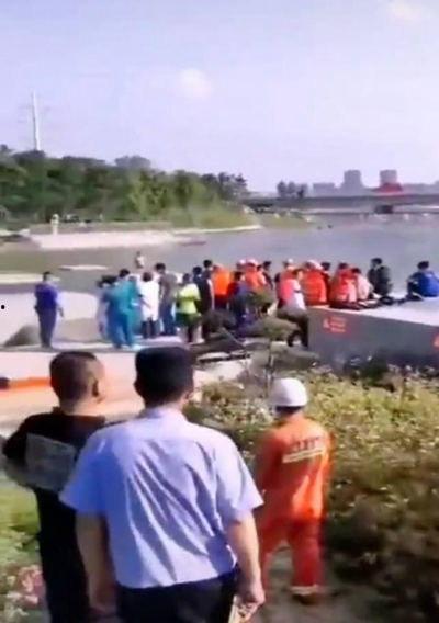 新闻爆料溺水视频大全,视频大全揭示生死瞬间